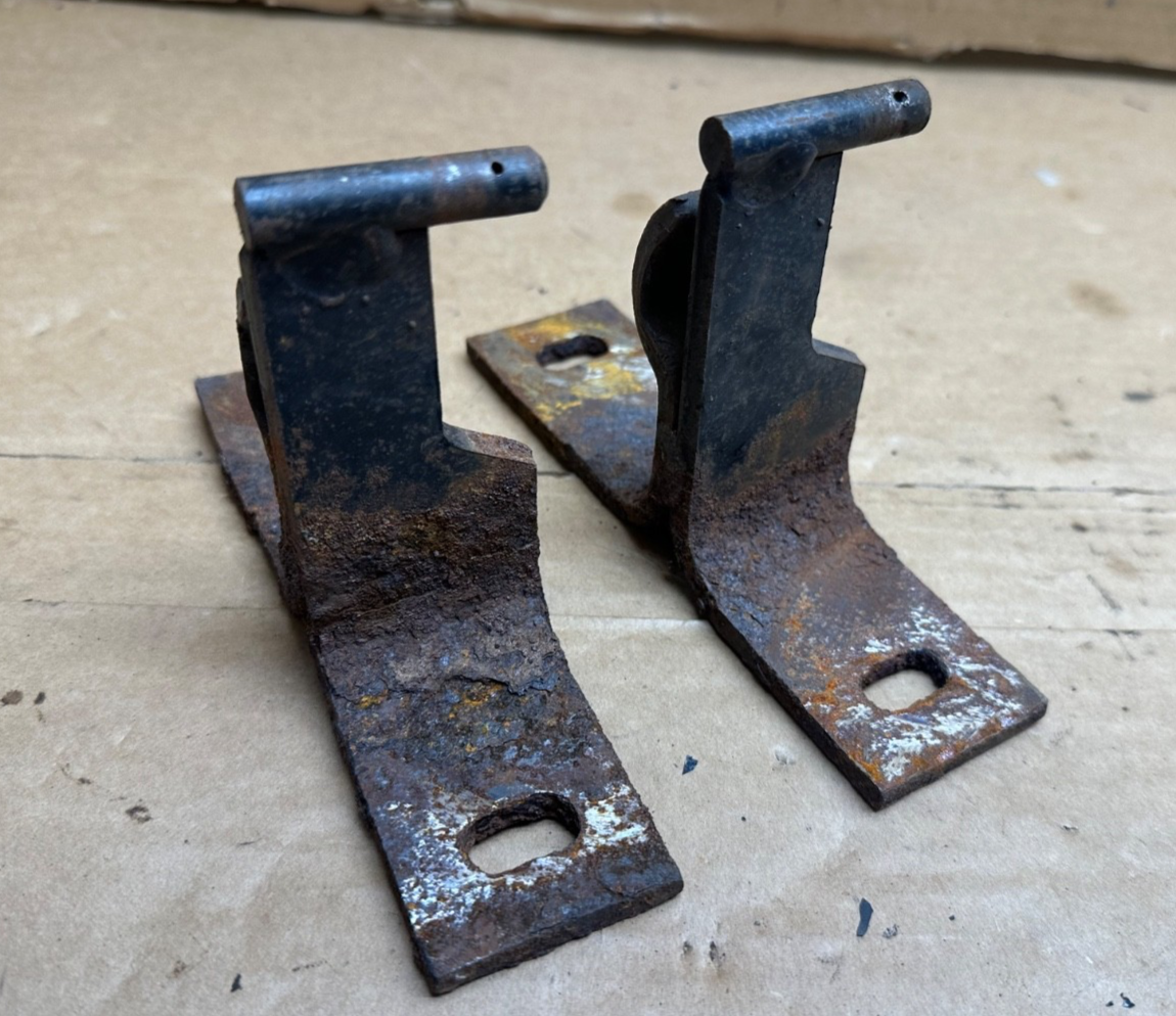 87-95 Jeep Wrangler YJ Rear Seat Brackets Fold & Tumble PAIR OEM Rear Mount
