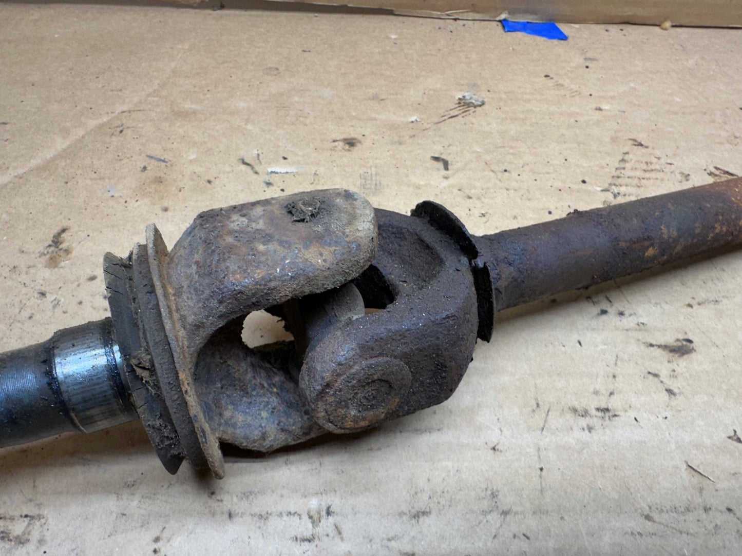 82-86 Jeep CJ 5 7 8 Dana 30 Wide Track Passenger Side Axle Shaft Track SHORT RF