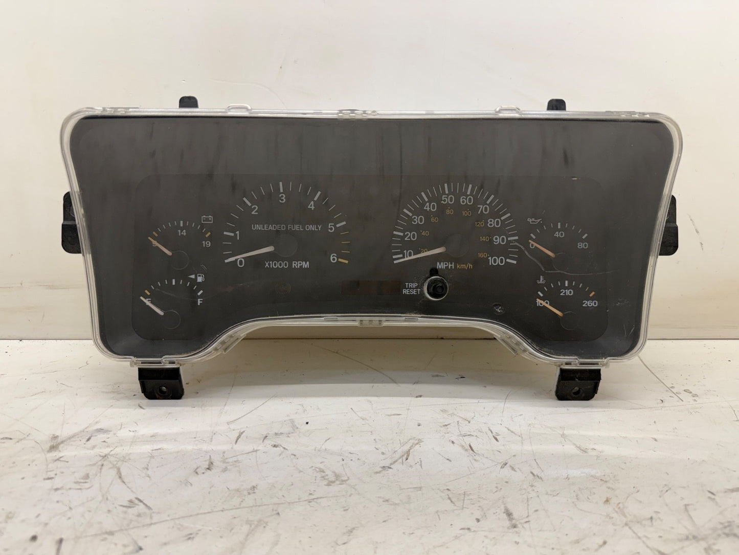 97-01 Jeep Cherokee XJ SPEEDOMETER CLUSTER Gauge Speedo Gauge Instrument Tach TJ