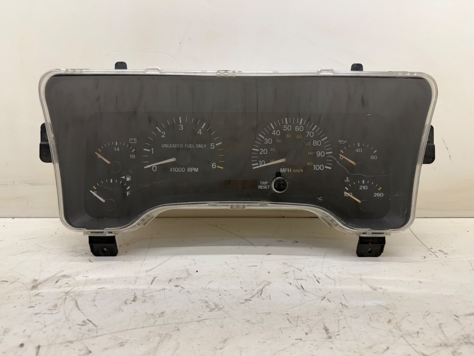 97-01 Jeep Cherokee XJ SPEEDOMETER CLUSTER Gauge Speedo Gauge Instrument Tach TJ