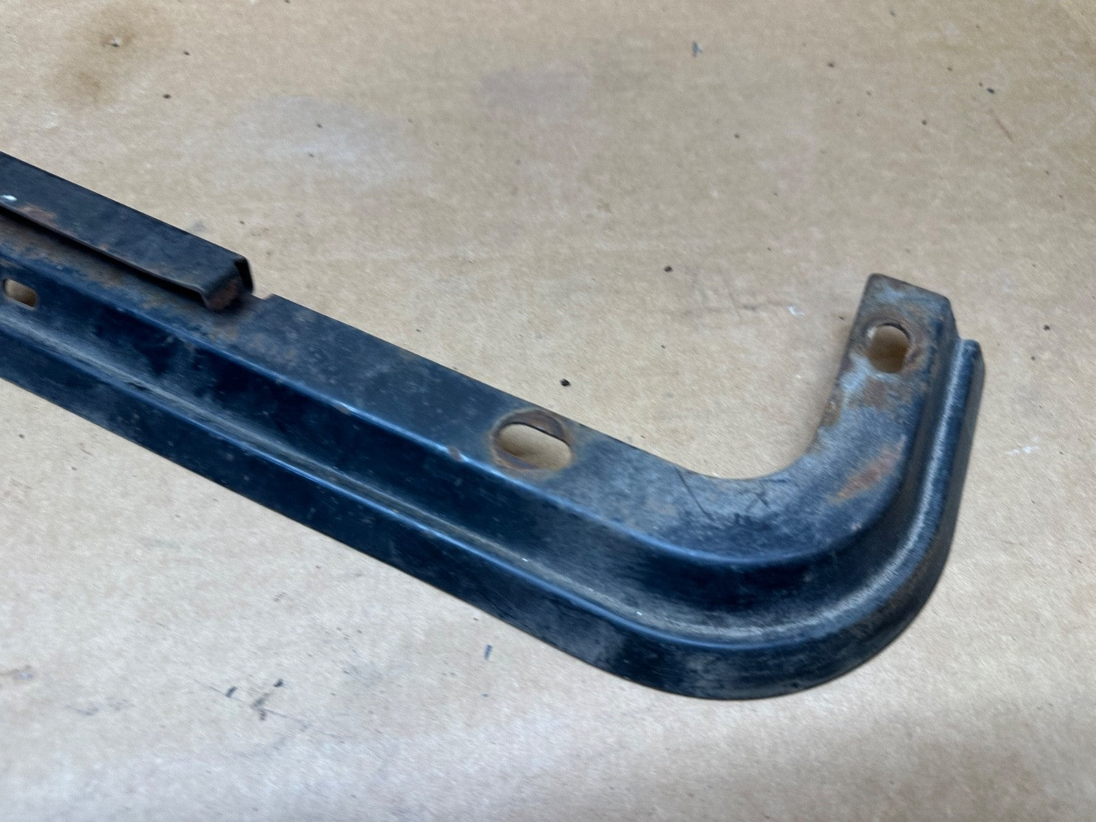 Jeep Wrangler YJ Rear Soft Top 87-95 Rail Bracket Right OEM Corner Passenger OE
