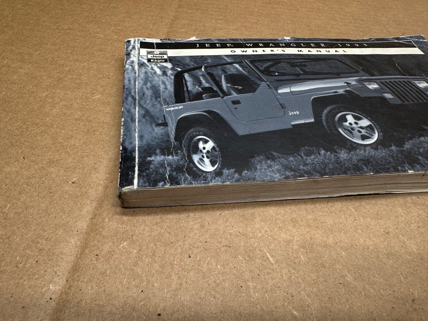 1995 Jeep Wrangler YJ OEM Owner's Manual Original With Case COMPLETE 95 Factory