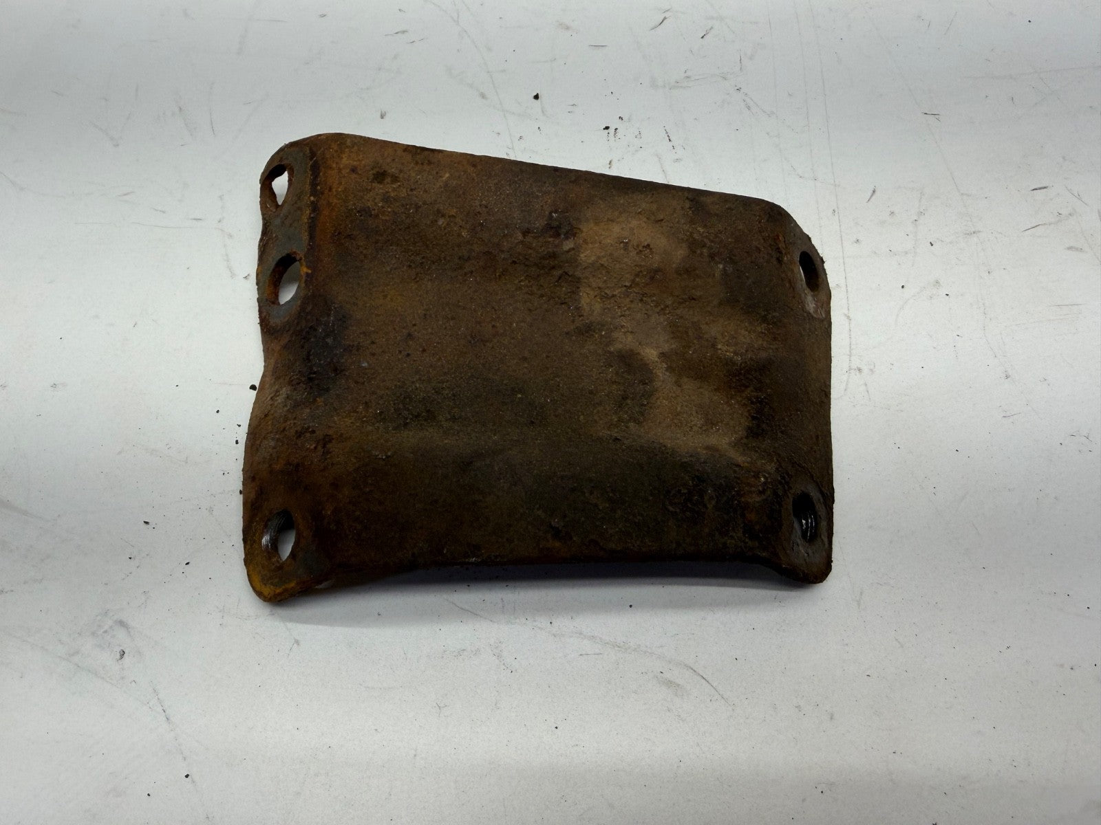 Jeep CJ CJ5 CJ7 CJ8 76-86 OEM Power Steering Box Lower Bracket 8127536 Factory