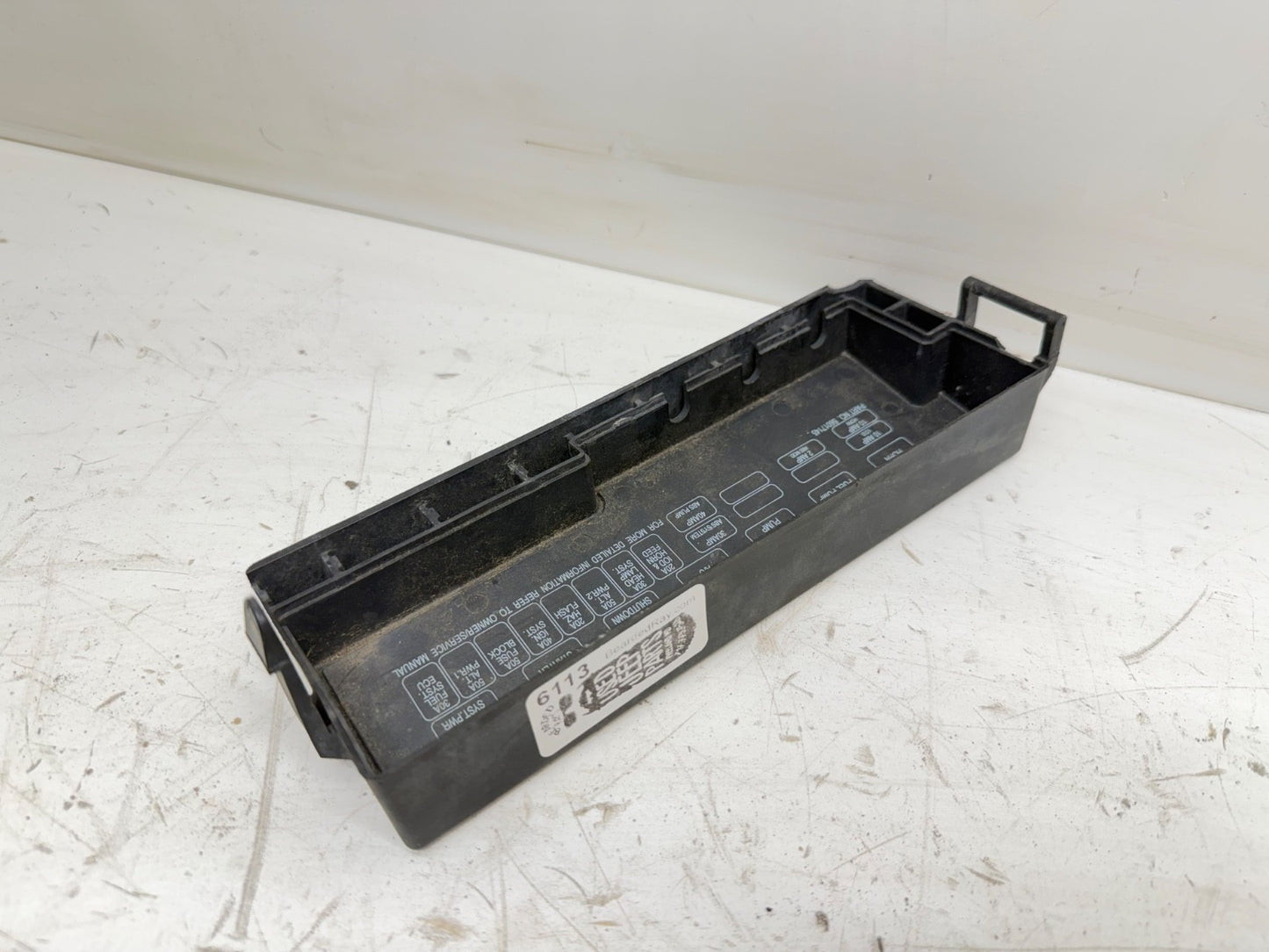 Jeep Wrangler YJ 91-95 Under Hood Fuse Block Relay Panel Cover OEM 56017145