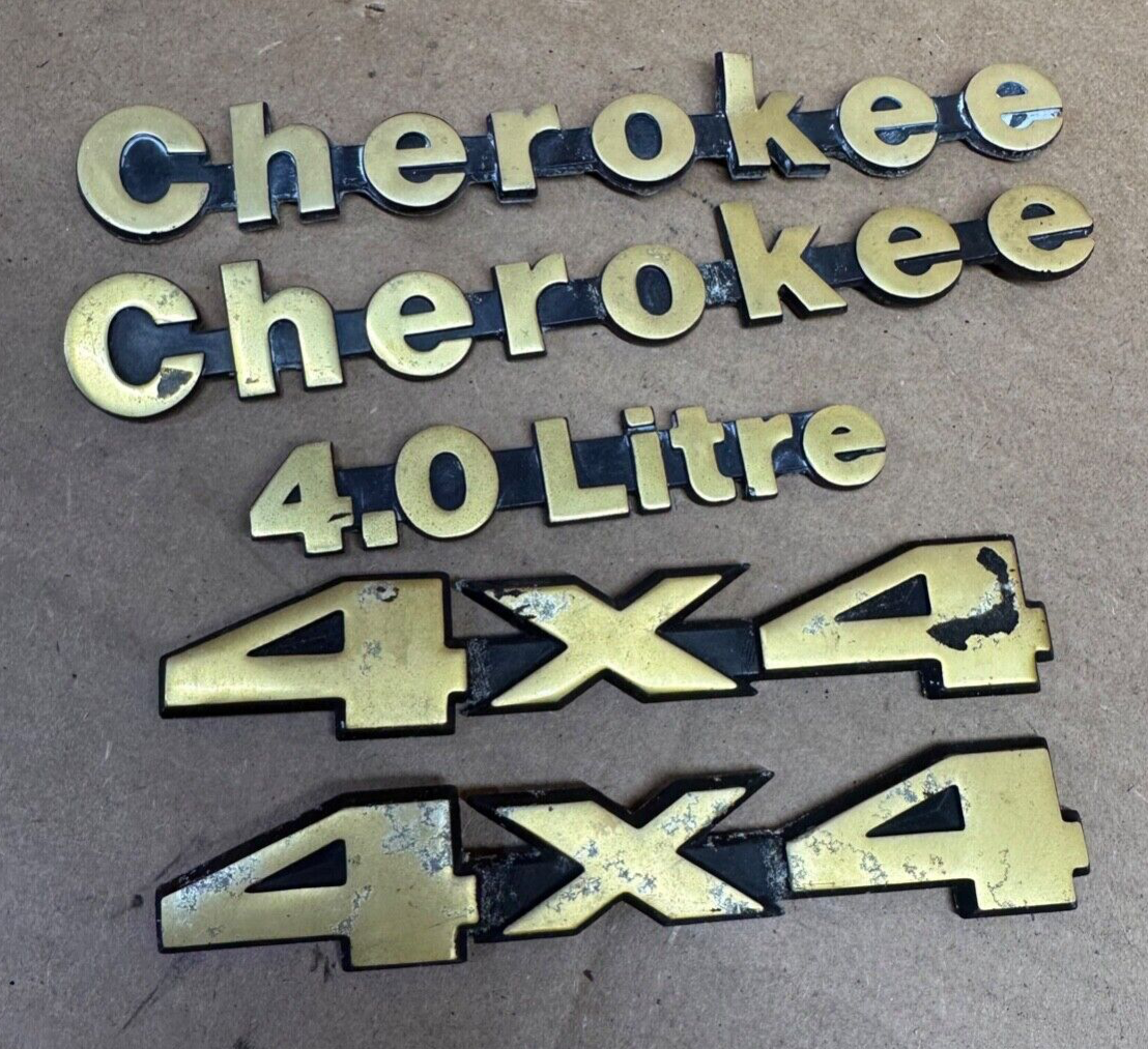 84-01 Jeep Cherokee XJ Fender Emblem Logo Name Plate Emblem Set GOLD LIMITED OEM