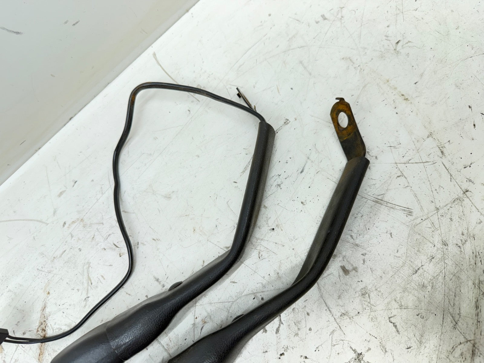 97-02 Jeep Wrangler TJ Driver and Passenger Front Female Seat Belt Latch Buckle
