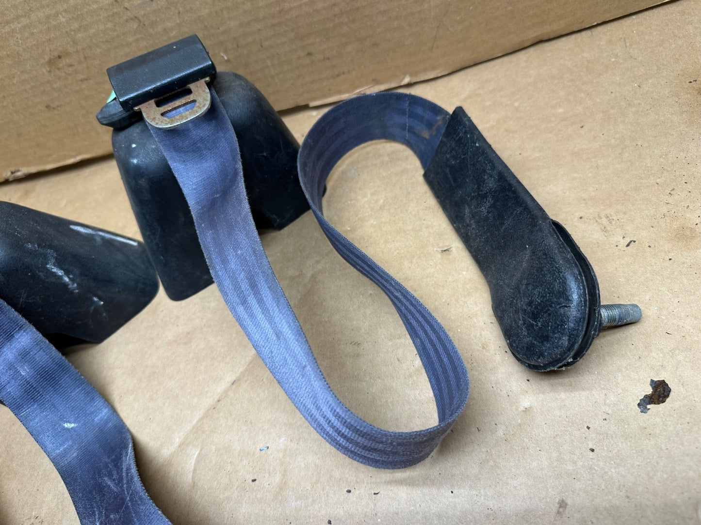92-95 Jeep Wrangler YJ Rear Back Pair Seat Belt Buckle OEM Seatbelt Factory