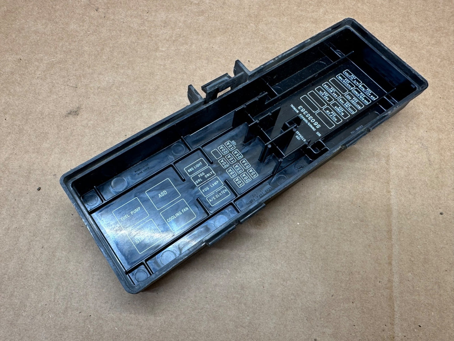 97-01 JEEP XJ Cherokee Fuse Block LID Cover Engine Box Factory Relay 56038363 OE