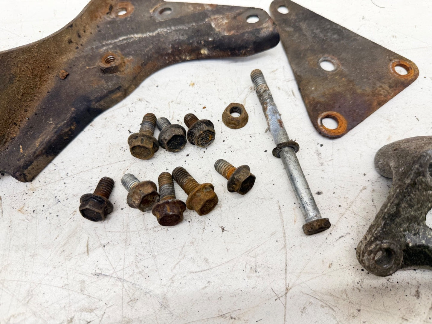 76-90 Jeep Wrangler YJ CJ 5 7 4.2 L Power Steering Pump Brackets V-Belt 258 ci.