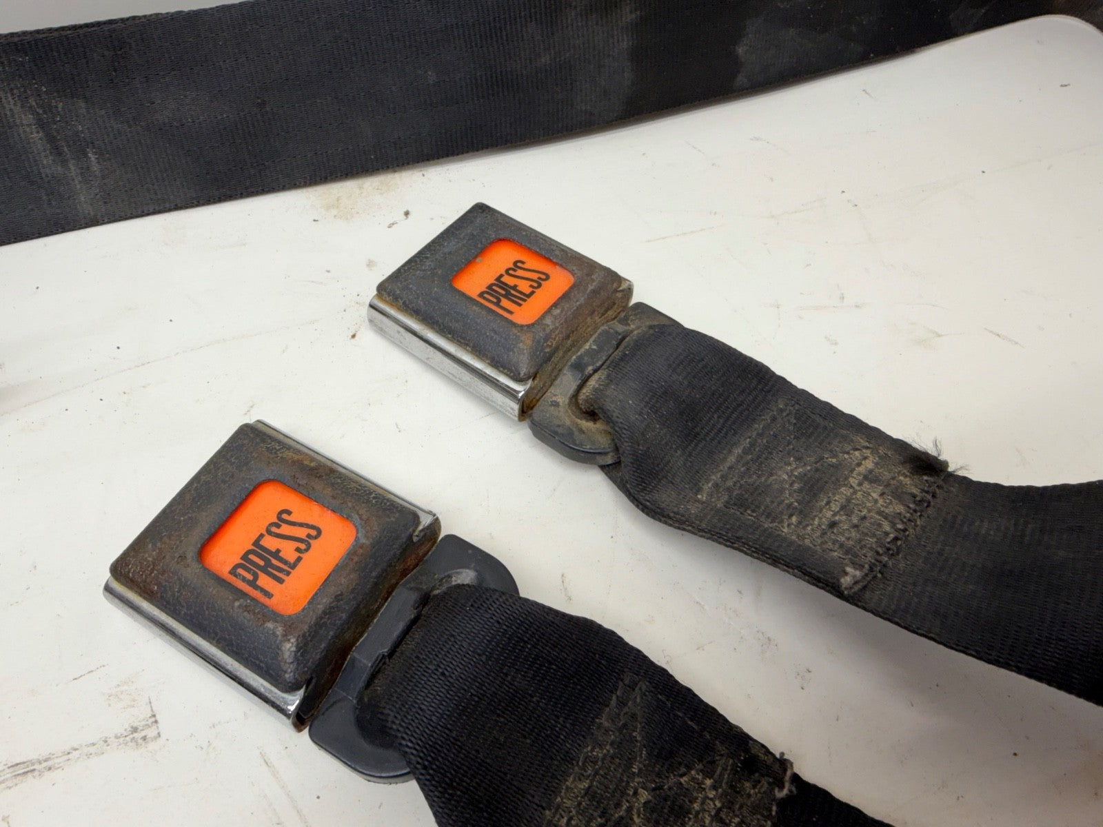 77-91 Jeep YJ CJ Rear Seat Lap Belts Back Seat Belt CJ5 CJ7 Wrangler Black OEM