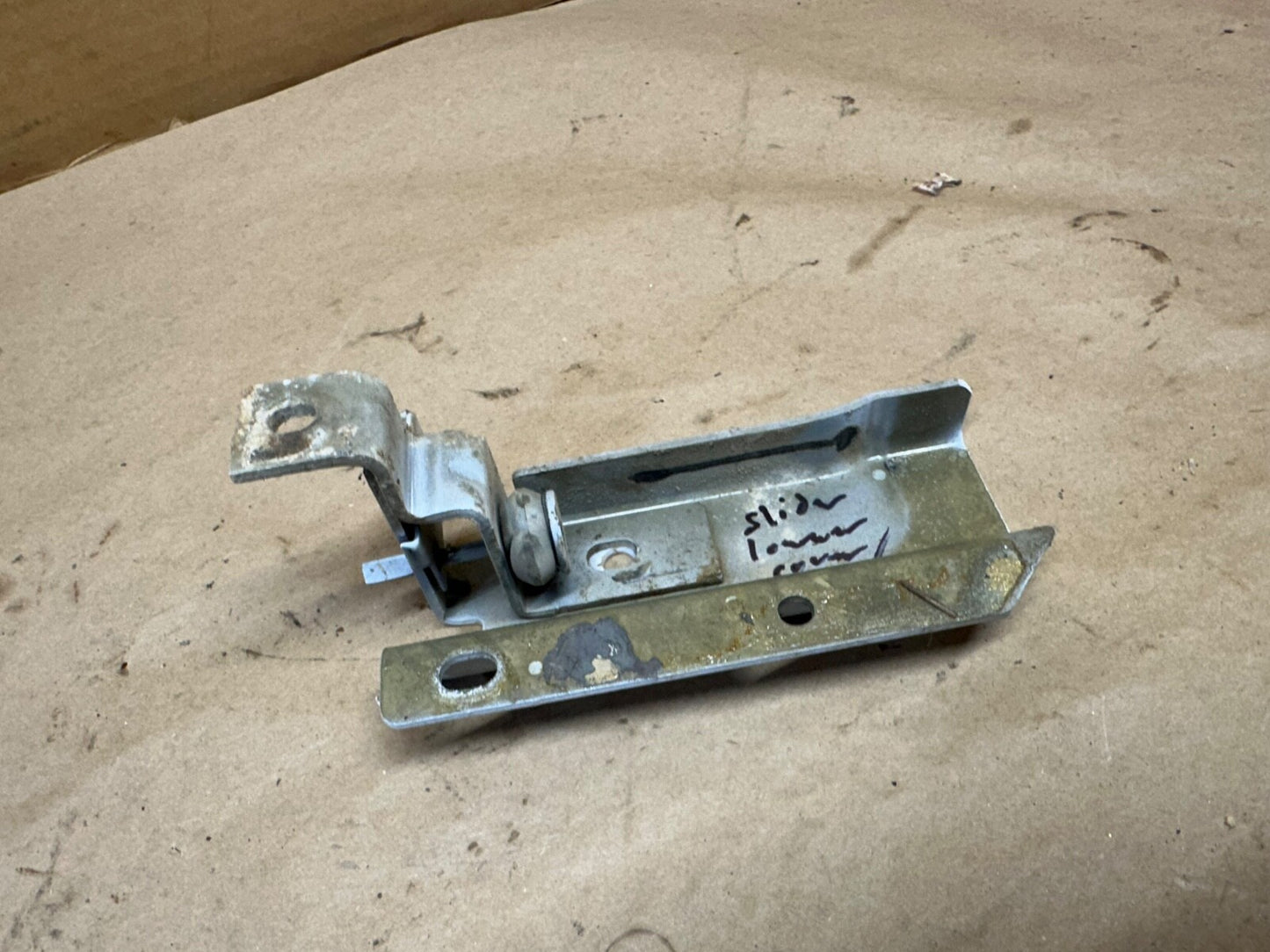 Factory Ford Sliding Door Lower Cover 2003-2019 OE Slider E 350 250 150 Bracket