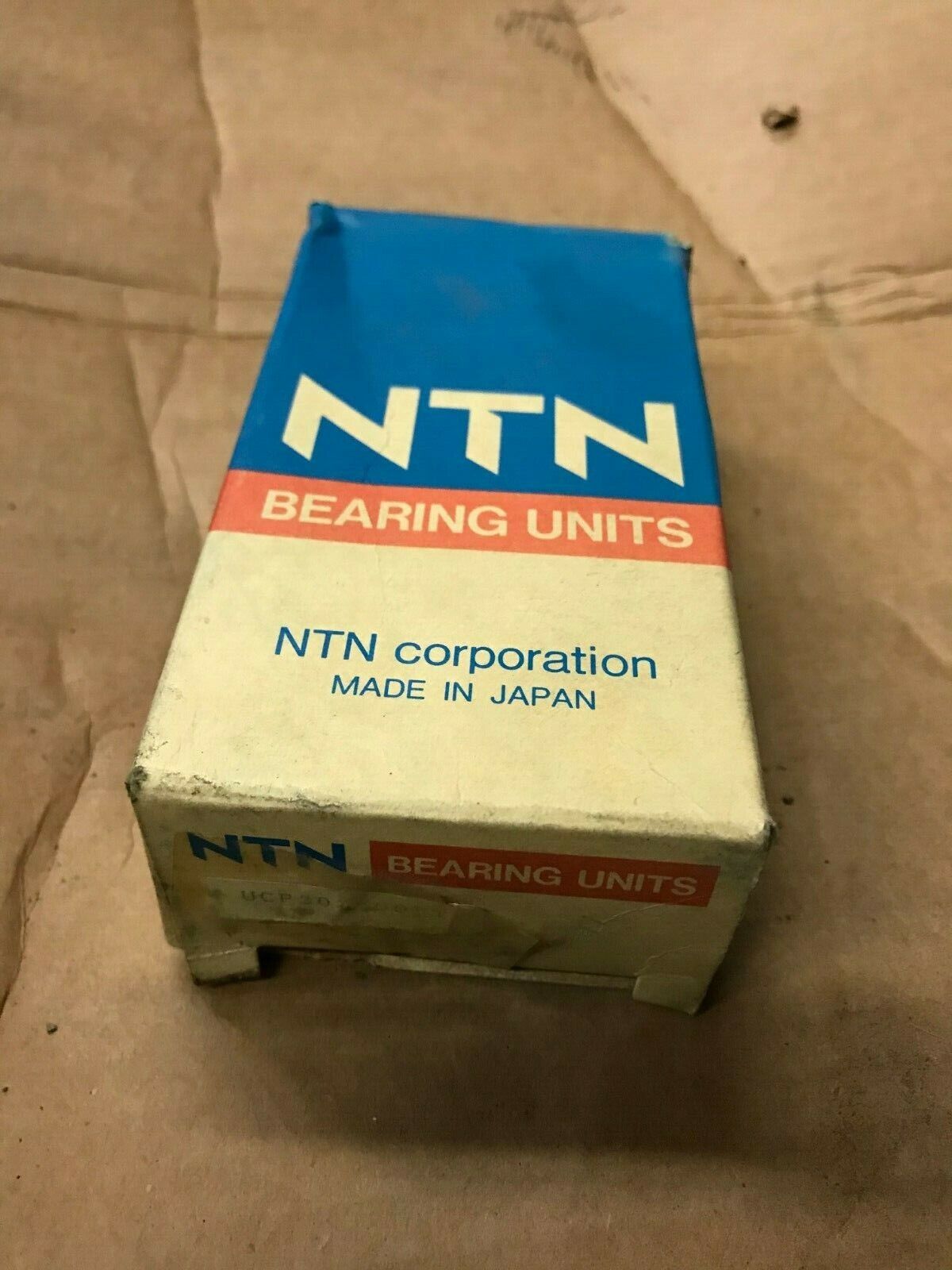 NTN ucp202-009t  BEARING Pillow block NEW IN BOX  ----  FAST FREE USPS SHIPPING