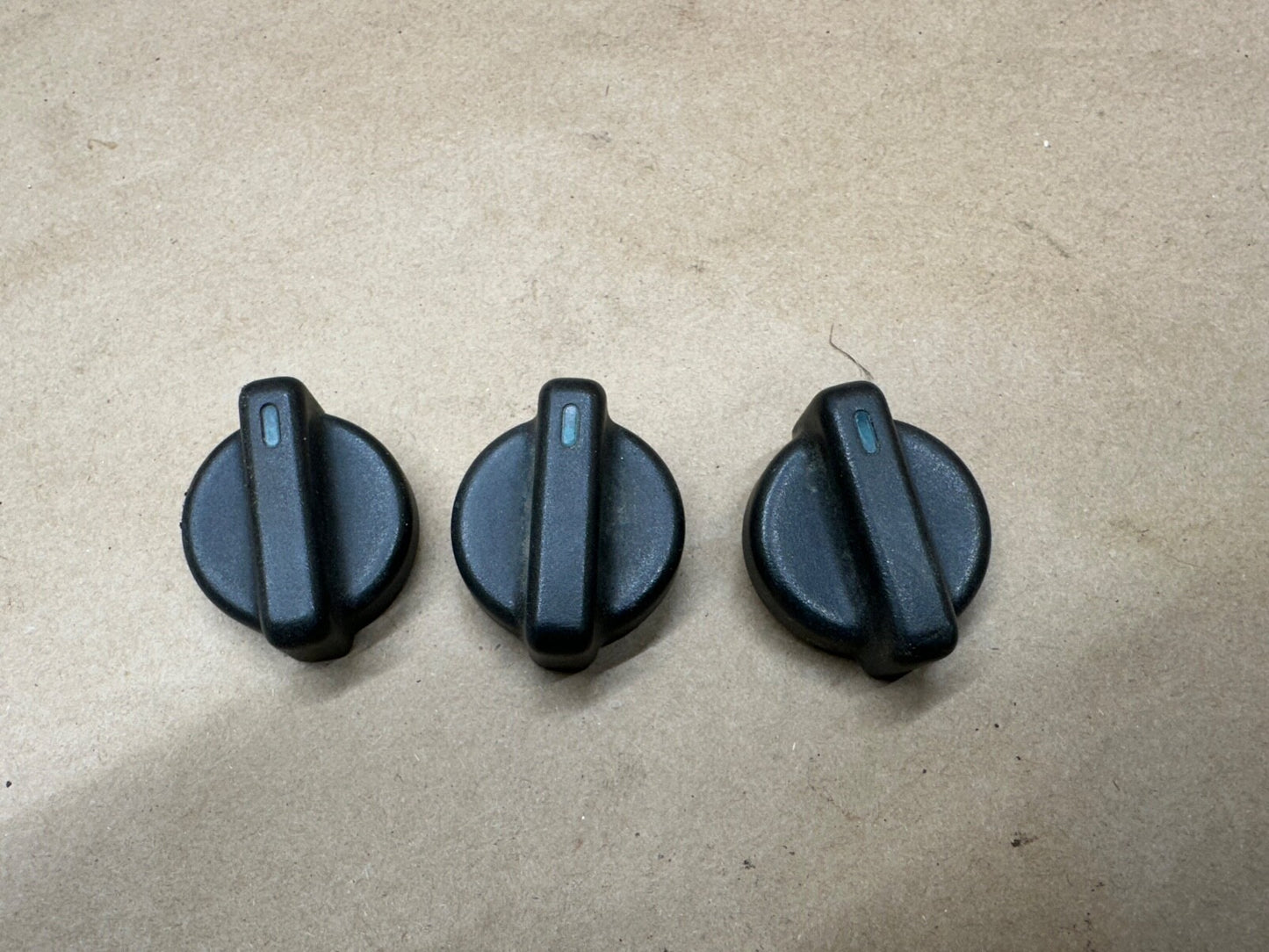 97 98 99 00 01 JEEP CHEROKEE XJ CLIMATE CONTROL A/C HEATER KNOB SET HVAC OEM 3