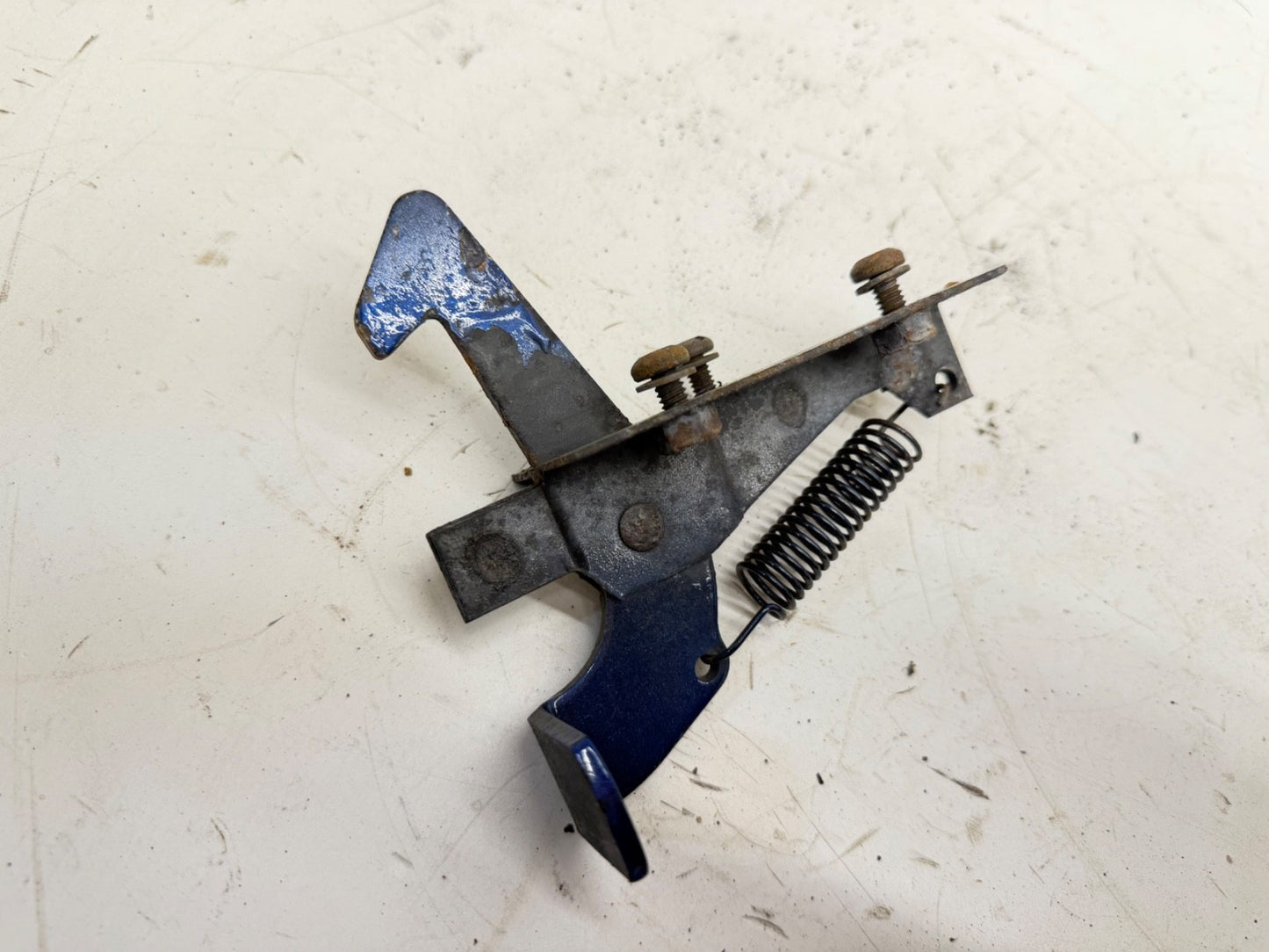 87-95 Jeep Wrangler YJ UNDER HOOD LATCH Grille Secondary Catch OEM Factory Grill