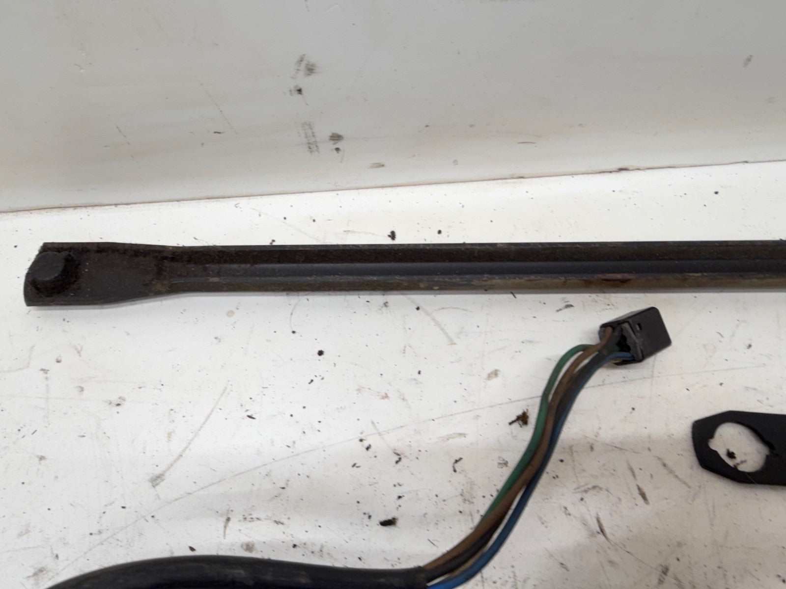 Jeep Wrangler YJ 87-95 Wiper Transmission Linkage Pivot Nut Motor Assembly Rod
