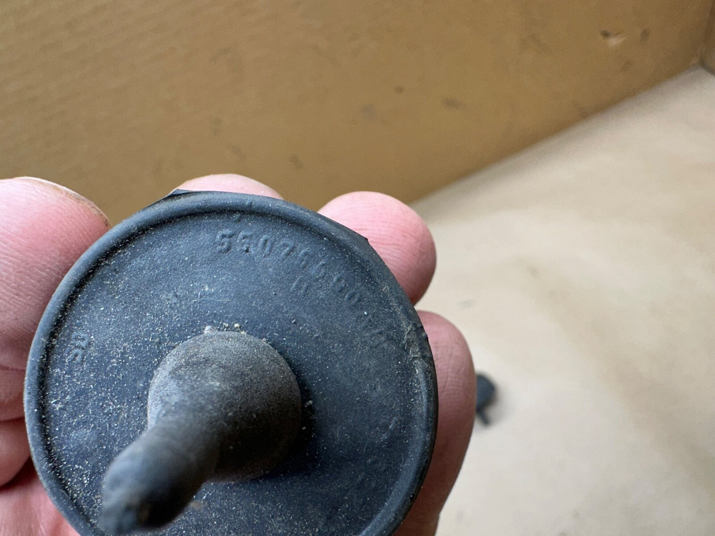 Jeep Wrangler YJ TJ 94-06 Rubber Hood Bumper Bump Stop Cushion 55075590AB OEM