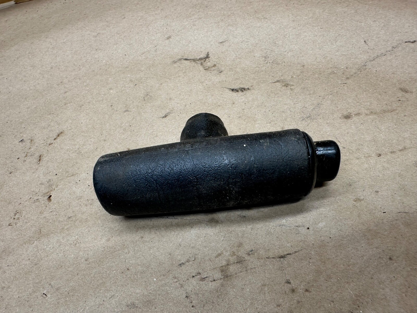 Jeep Cherokee XJ 97-01 OEM Shifter Shift Automatic T-Handle Knob Grip Factory OE