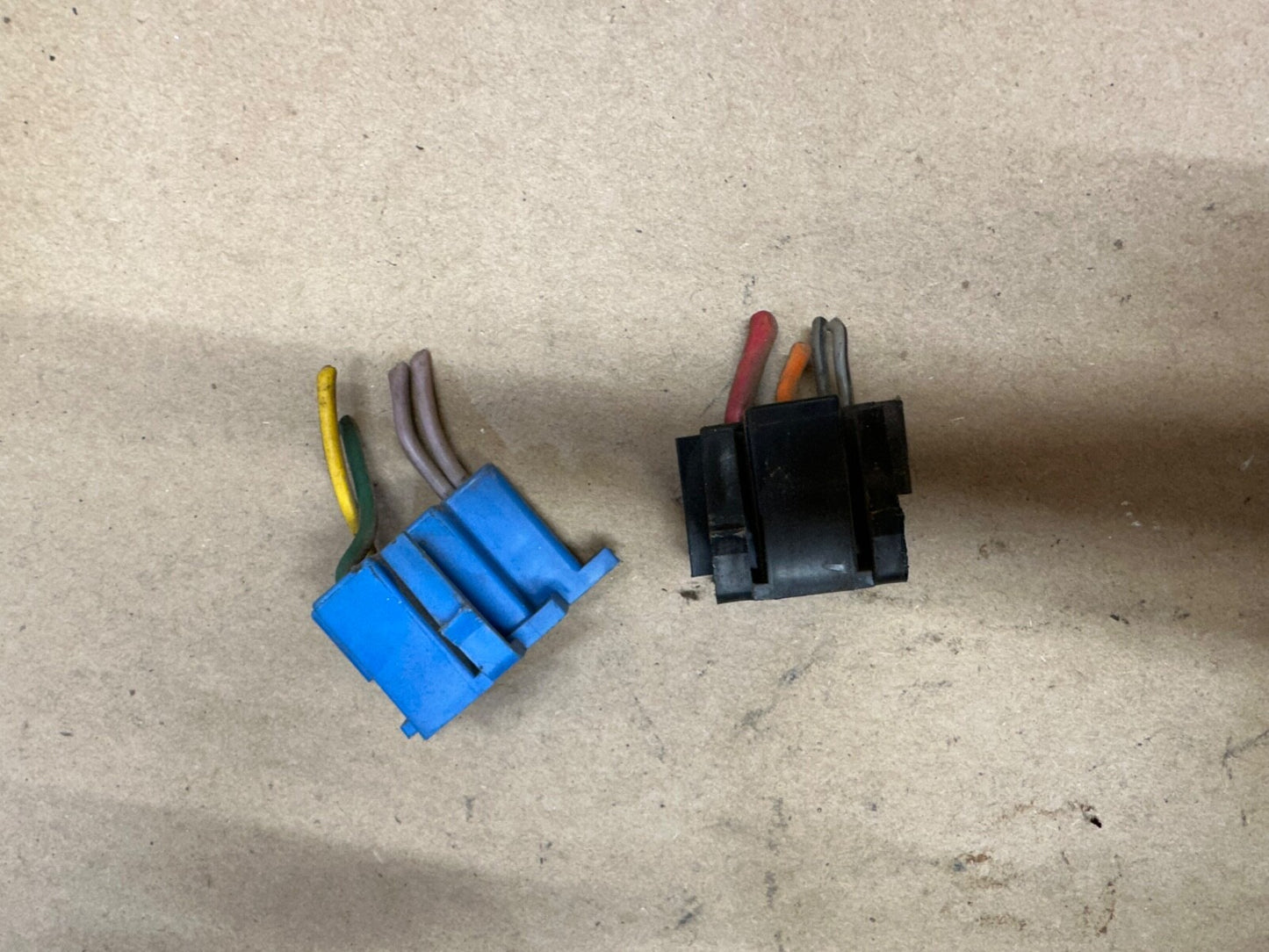 Jeep Wrangler YJ Steering Column Connectors 87-95 WIRING HARNESS Pigtails OEM