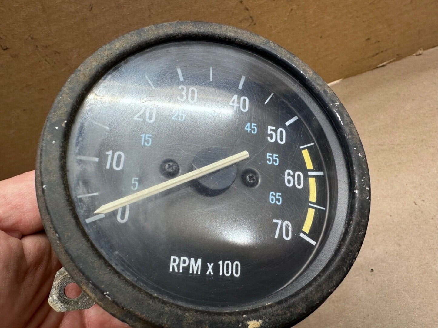 87-91 Jeep Wrangler 4 cyl 2.5 L YJ Tachometer Gauges Dash 2.5L Tack Tach Factory