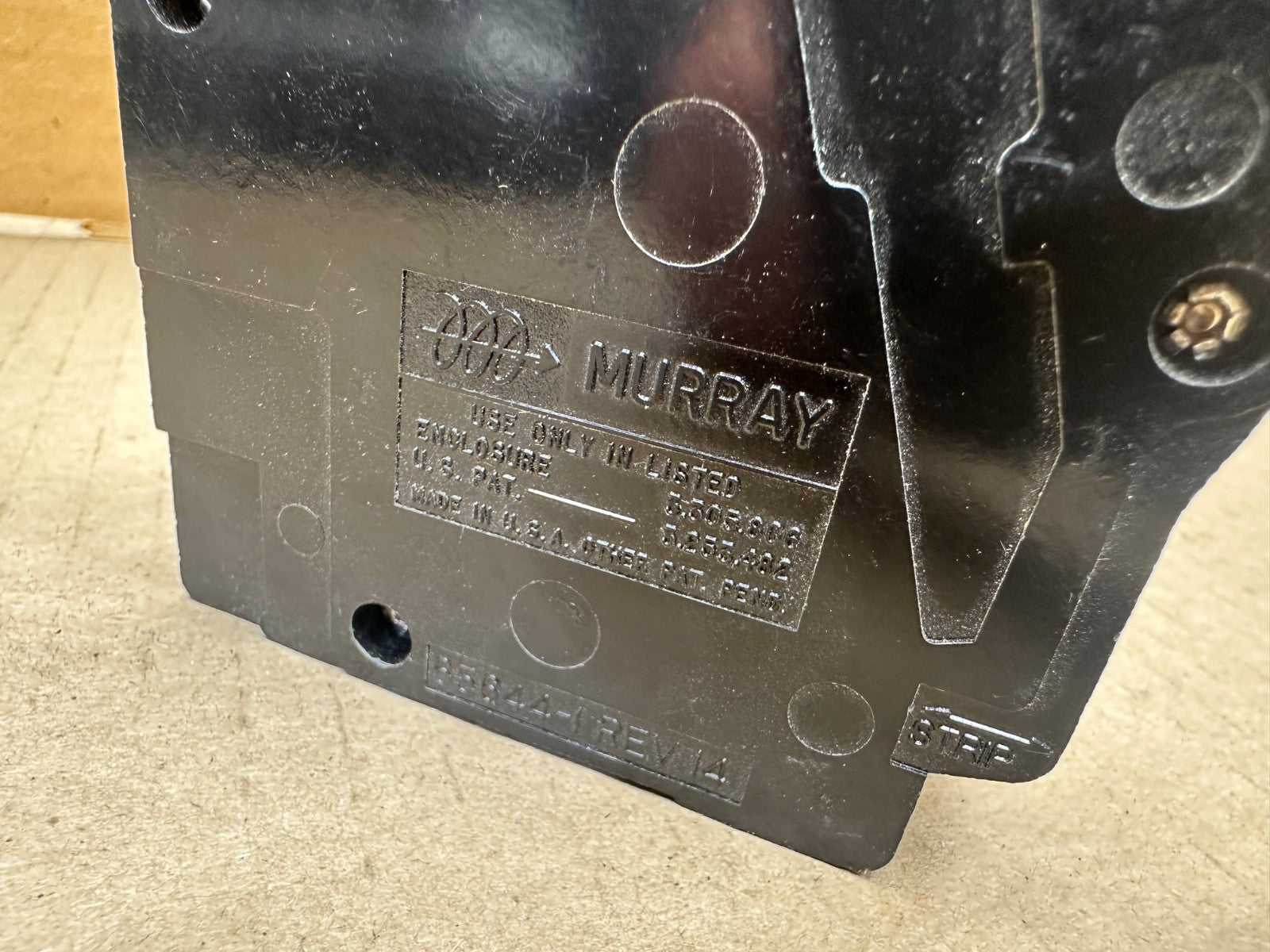 Murray Arrow Hart MM1515 Tandem Circuit Breaker, 2-P, 15A, 120/240V, Style MM
