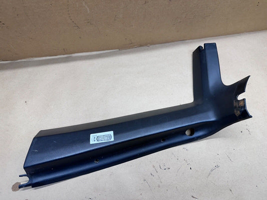 84-96 Jeep Cherokee XJ Rear Passenger D Pillar Cargo Trim Black Back Corner RH R