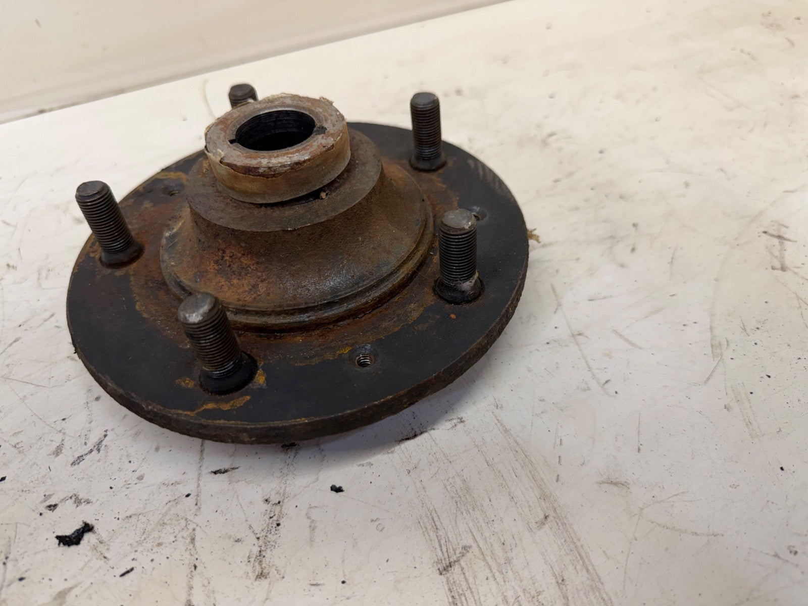 8133730 AMC 20 Wheel Hub 5 Bolt for Jeep CJ5 CJ7 76-86 Flange Axle Shaft OEM