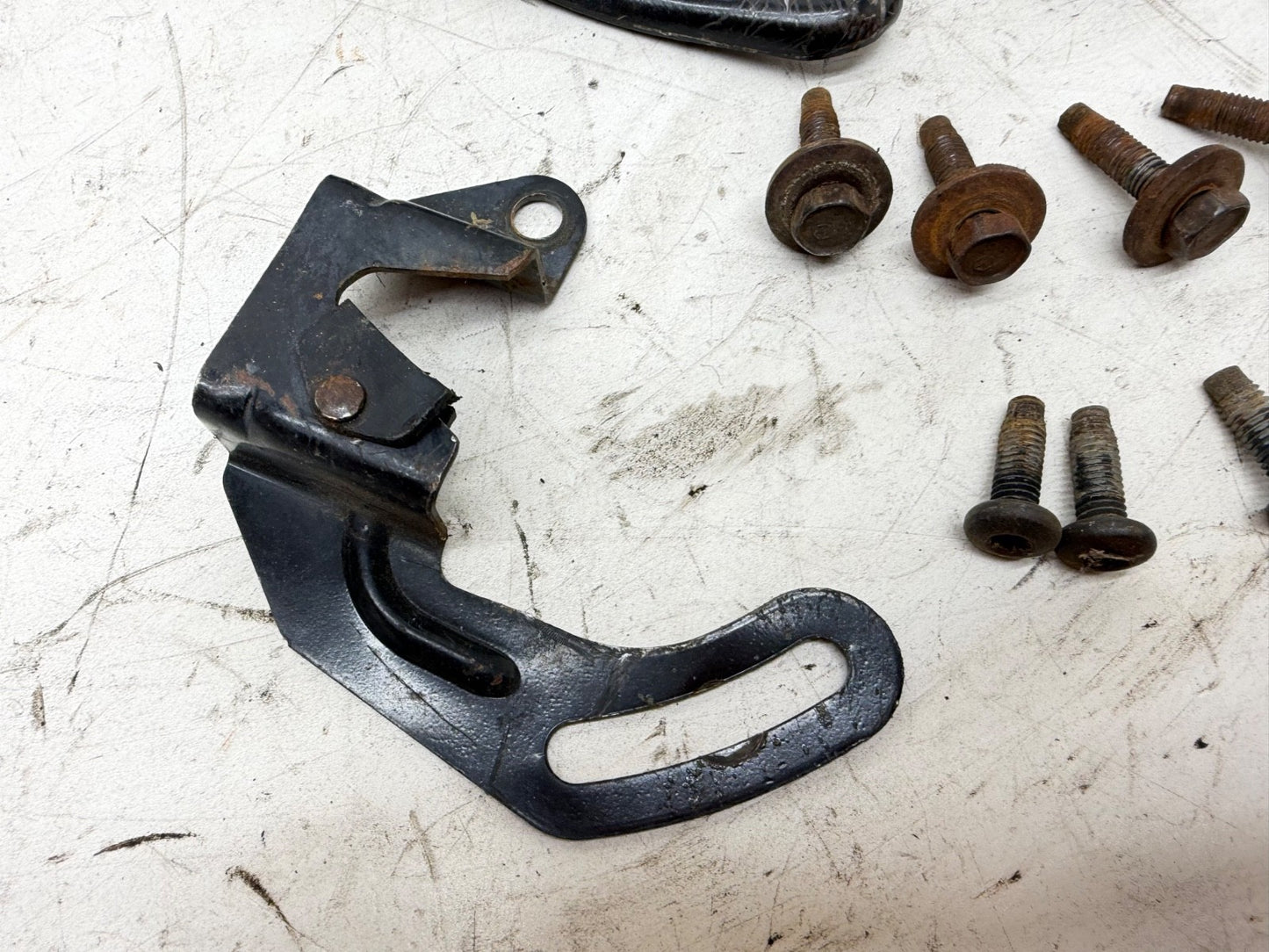 97-02 Jeep TJ Wrangler BACK SEAT BRACKETS Side Rear Bracket OEM Floor Complete