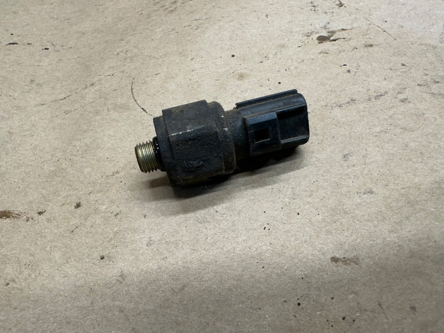 Factory OEM Power Steering Pressure Switch For 1997-2002 Jeep TJ 2.5 L 2.5L 4cyl