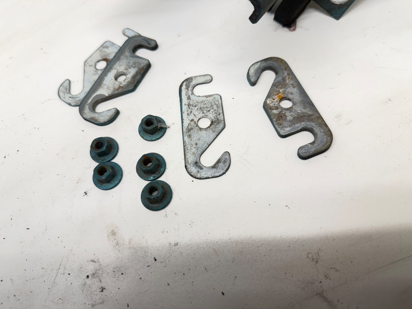 84-01 Jeep Cherokee XJ Comanche MJ Hood Hinge Pair OEM Hinges Set Bonnet Factory