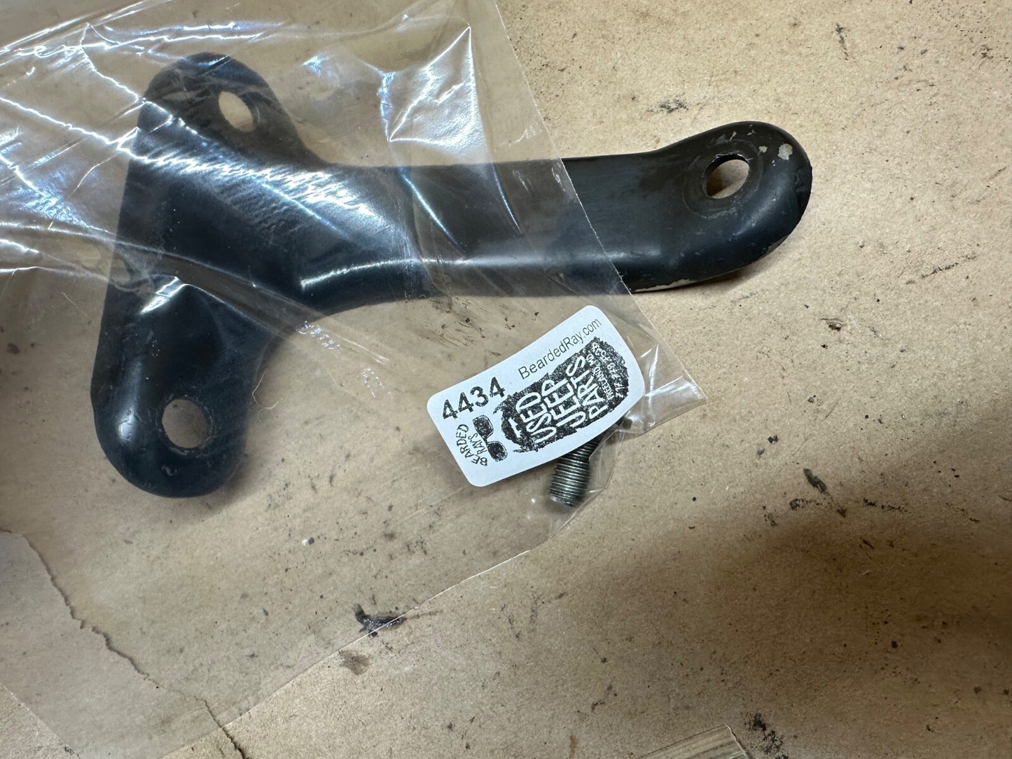 91-02 Jeep TJ Wrangler YJ Lower Engine Alternator Bracket 2.5 L Support BraceOEM
