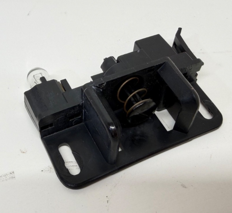 1984-1996 Jeep Cherokee XJ Glovebox Dash Glove Box Latch Light Lamp 8955001086
