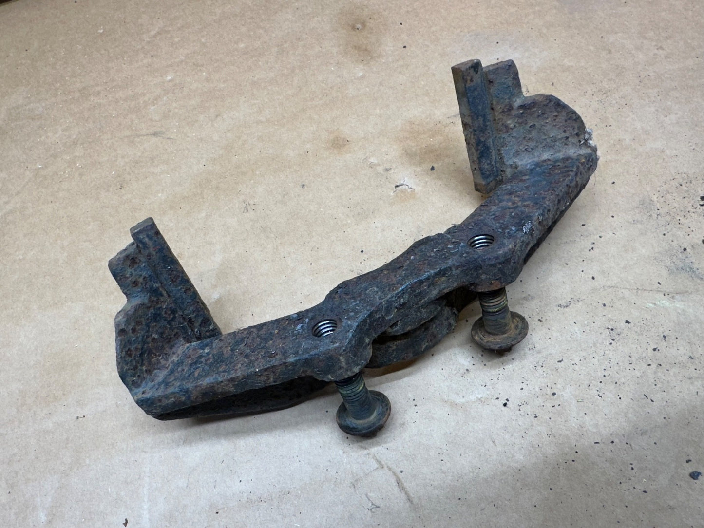 Jeep CJ Dana 30 Front Caliper Brake Mounting Bracket Wide Trac Track OEM L R