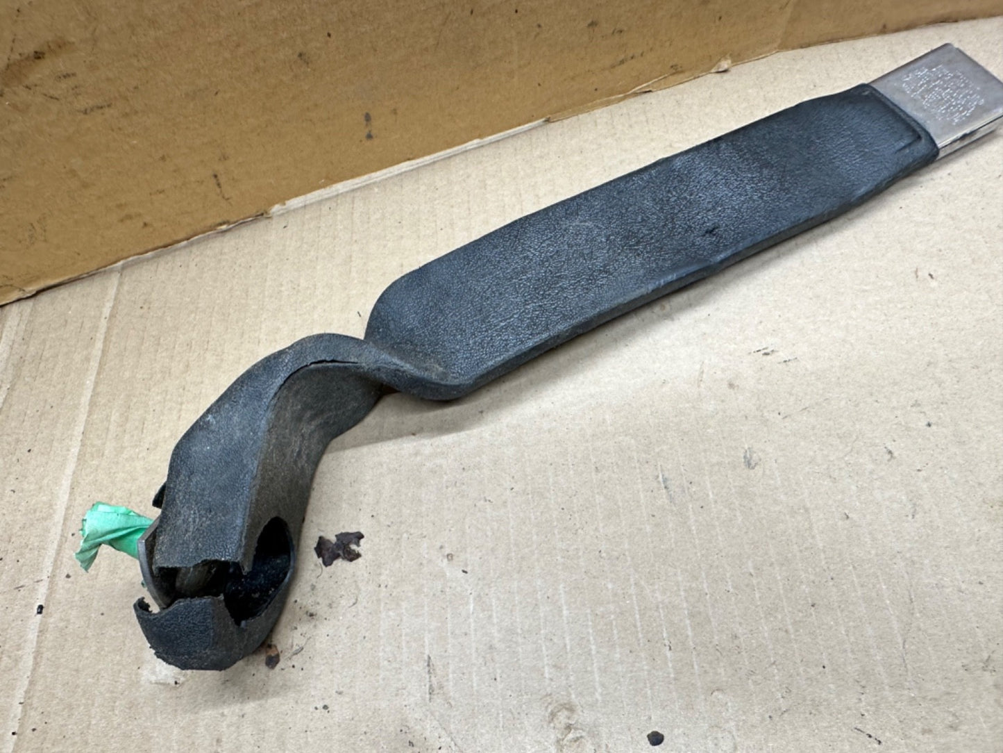 Jeep Wrangler YJ 87-90 Driver Left Side Female Seat Belt Buckle OEM Seatbelt OE