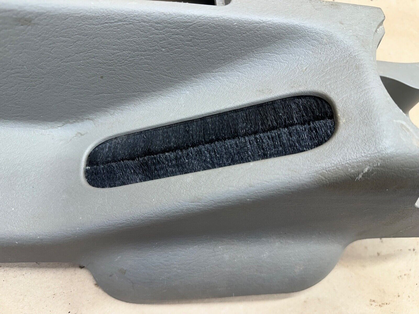 2003 2004 2005 2006 Jeep TJ Wrangler Front Section Center Console Khaki OEM 03 0