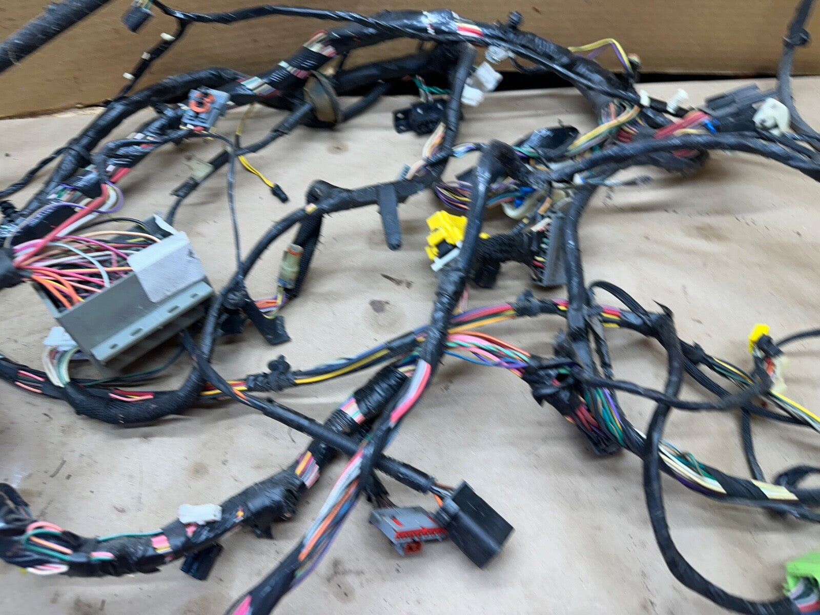 2005 Jeep Wrangler TJ RUBICON 4.0L Body Wiring Wire Harness 56050733AB Dash Rear