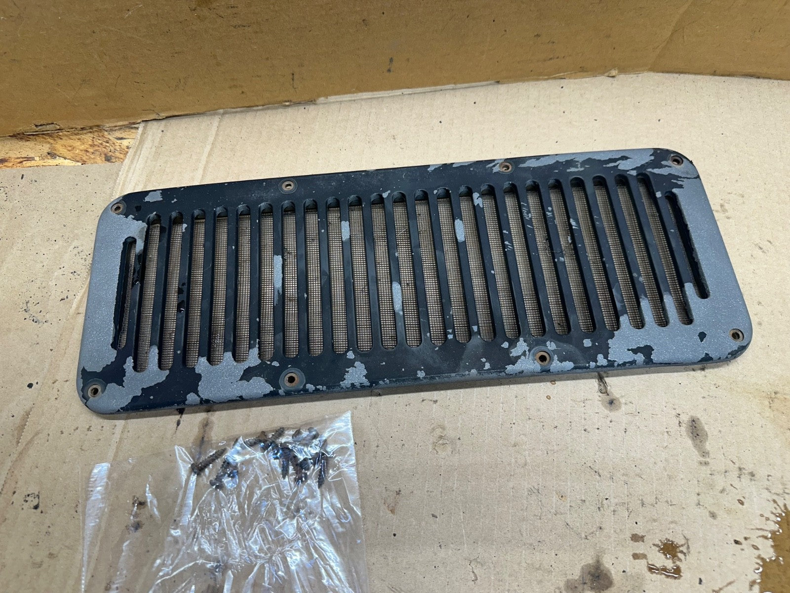 87-95 Wrangler Jeep YJ Cowl Vent Plastic Factory 8 Hole 5462438 OEM OE TRIM