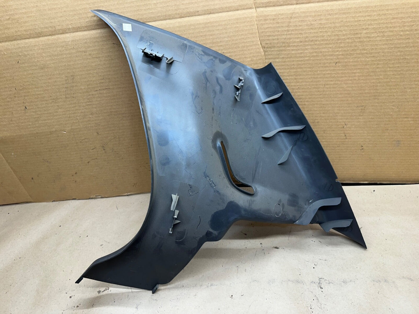 03-11 CROWN VICTORIA Left Drivers SIDE UPPER QUARTER TRIM PANEL C Pillar OEM