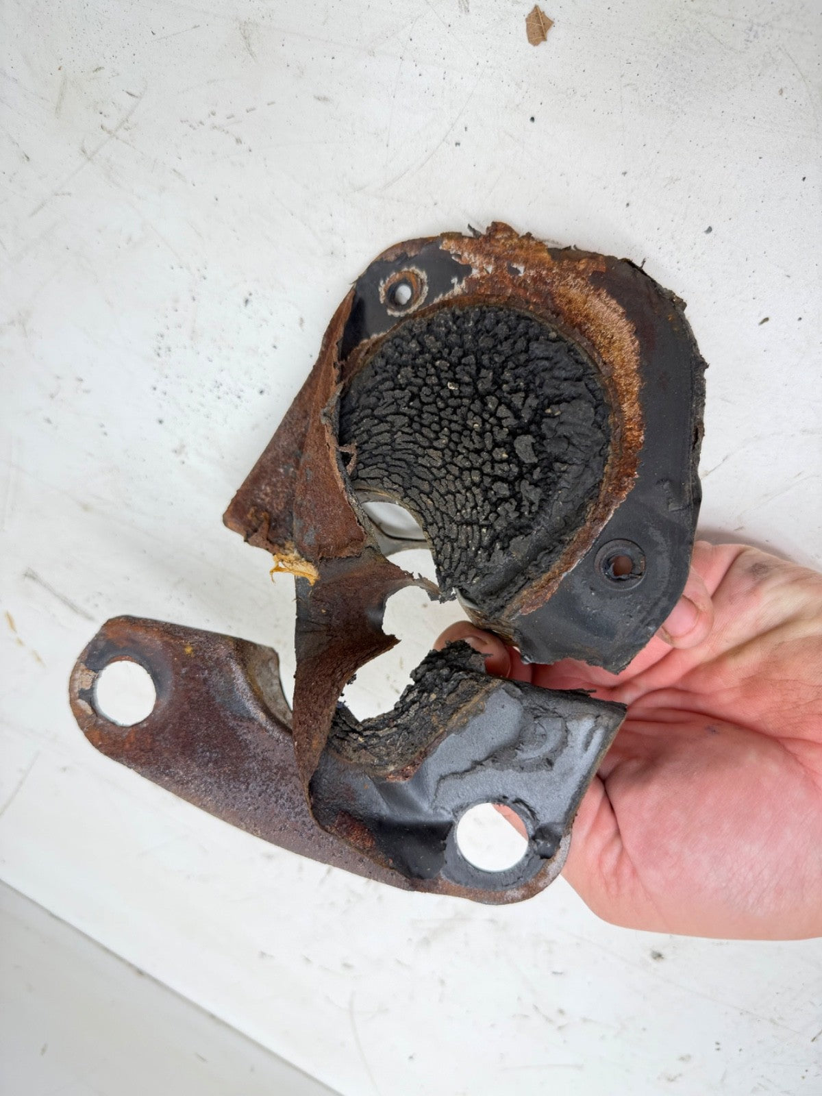 76-95 Jeep CJ YJ Steering Column to Firewall Mounting Bracket