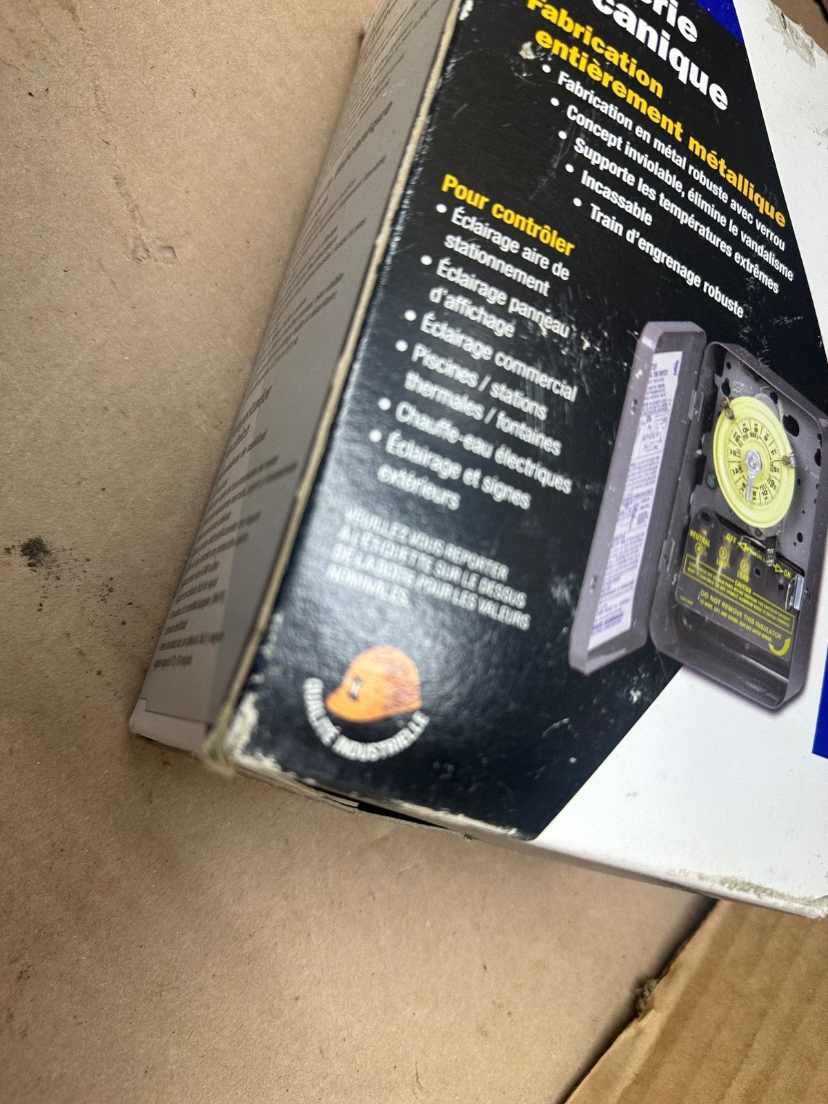 Intermatic T103 DPST 24-Hour Mechanical Time Switch 120 VAC 40 Amp New Old Stock