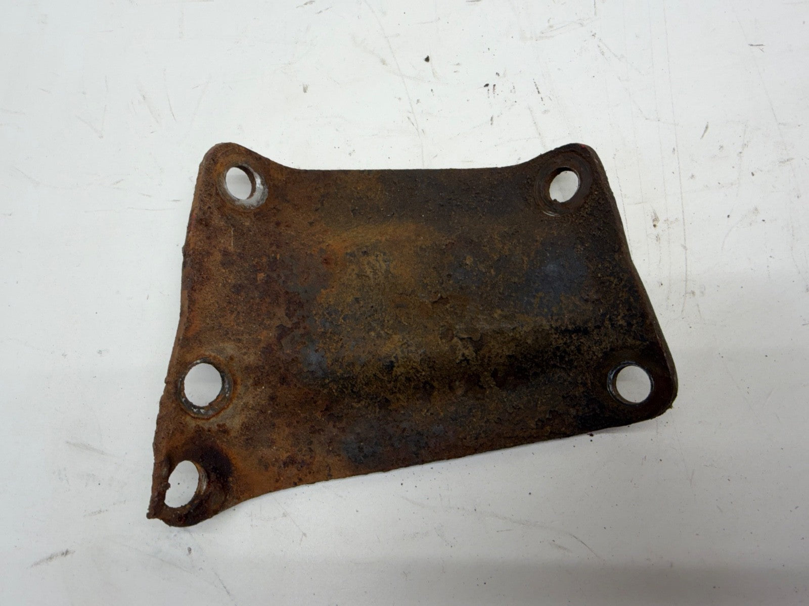 Jeep CJ CJ5 CJ7 CJ8 76-86 OEM Power Steering Box Lower Bracket 8127536 Factory