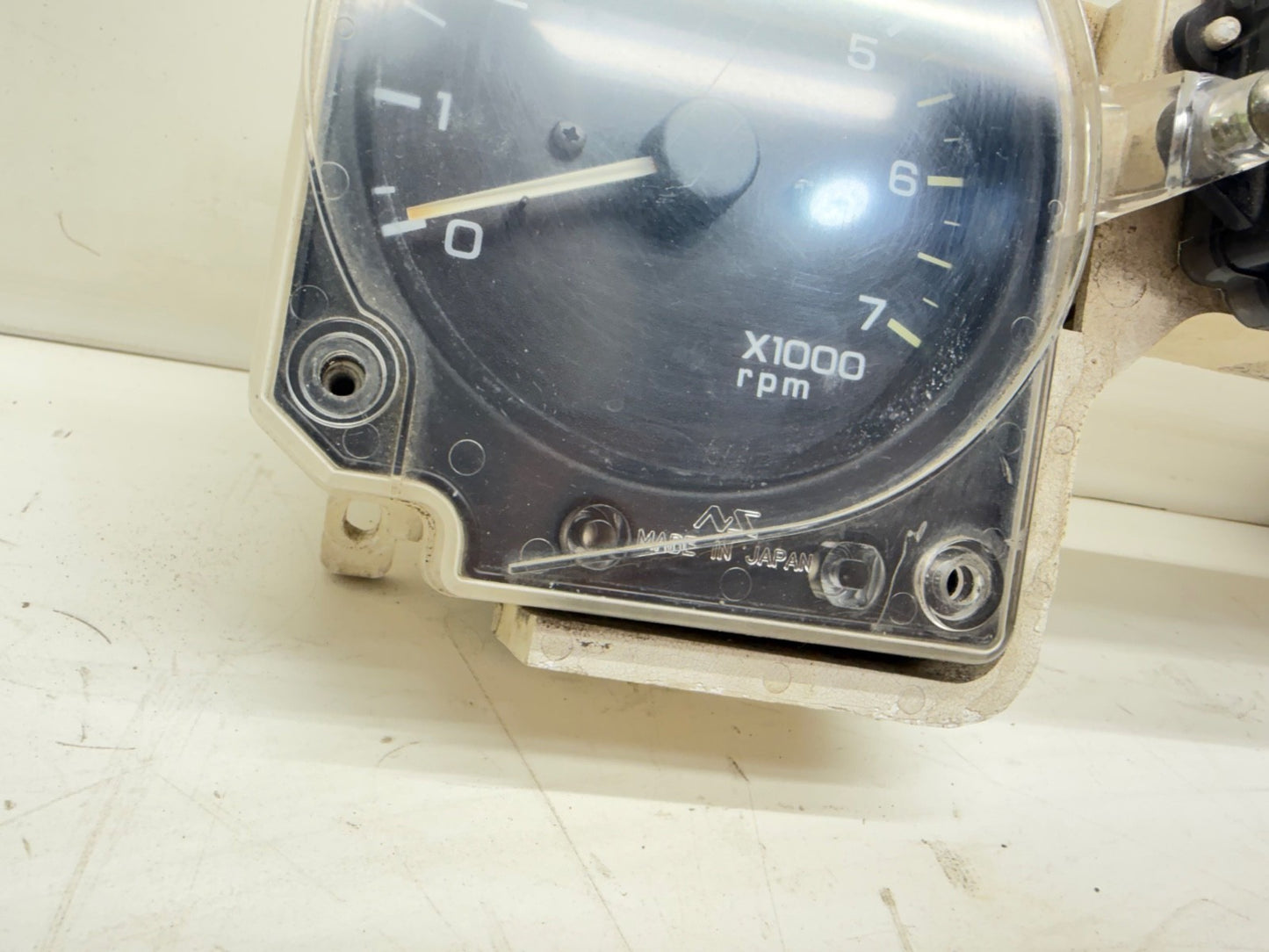 92-95 Jeep Wrangler YJ Gauge Instrument Cluster Speedometer Tachometer 165k Mile
