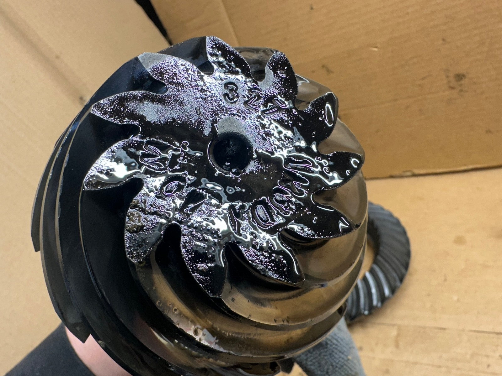 Ford Mustang Explorer Ford 8.8 Rear Axle 3.27 Ring Pinion Factory Gears OEM Gear