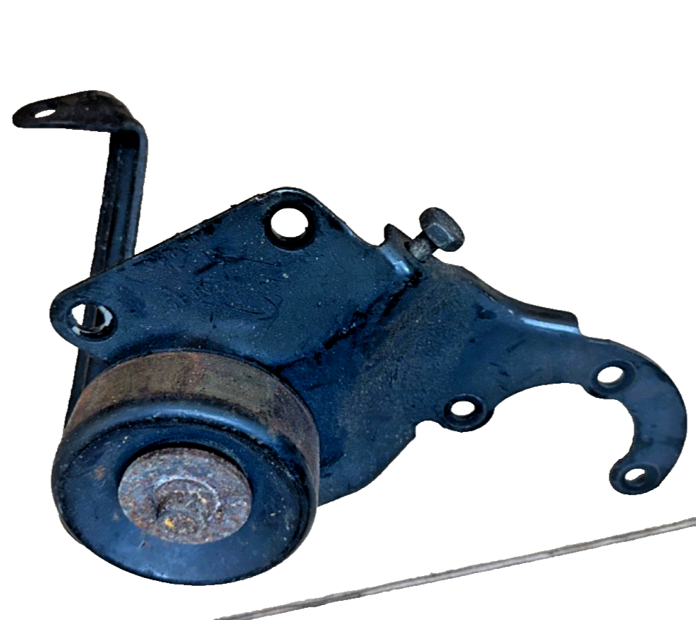 97-01 Jeep Cherokee Power Steering Pump Bracket Tensioner Assembly 4.0L Pulley