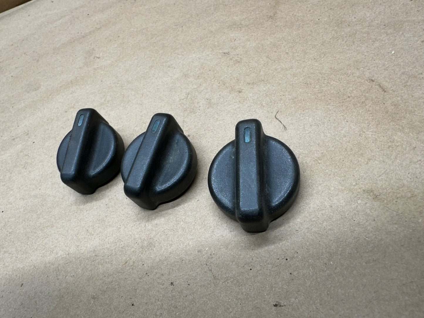 97 98 99 00 01 JEEP CHEROKEE XJ CLIMATE CONTROL A/C HEATER KNOB SET HVAC OEM 3