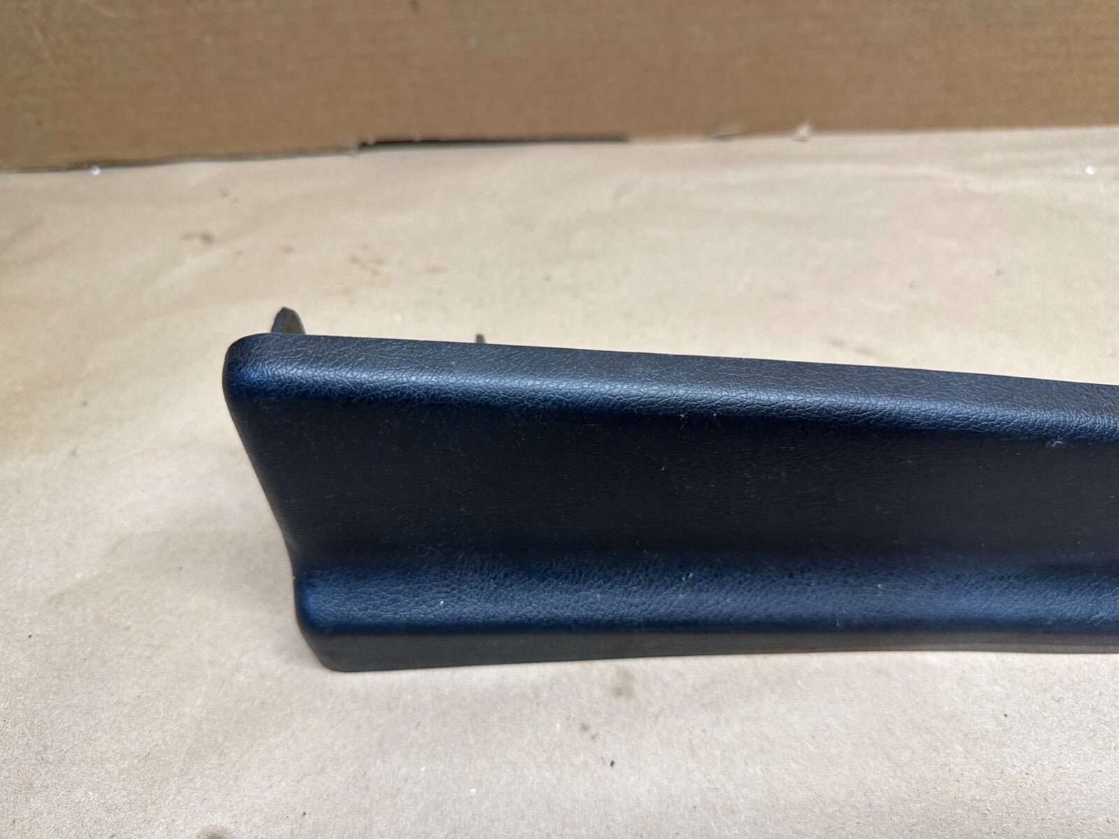 1987-1995 Jeep Cherokee Left Front Driver Seat Trim Cover Bezel Black OEM Side