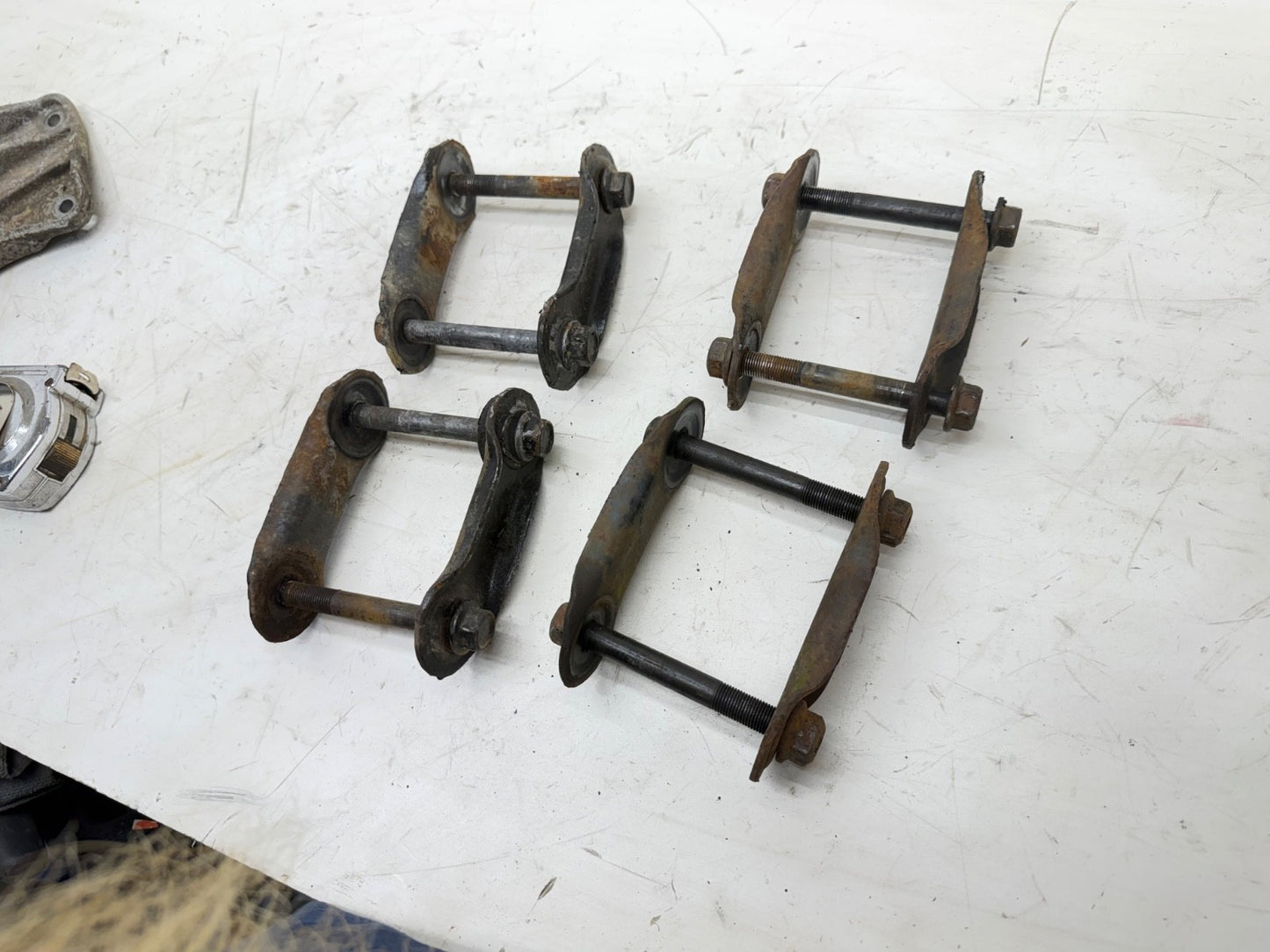 87-95 Jeep Wrangler YJ Shackles Shackle Front Rear Leaf Spring OEM Factory Stock