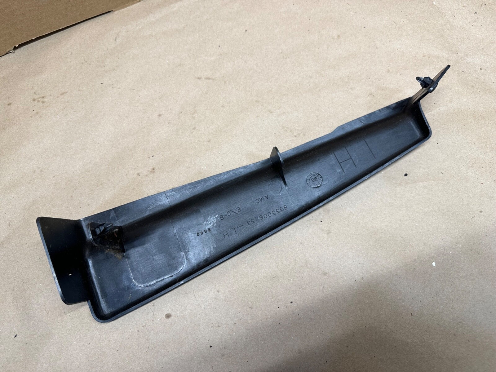 1987-1995 Jeep Cherokee Left Front Driver Seat Trim Cover Bezel Black OEM Side