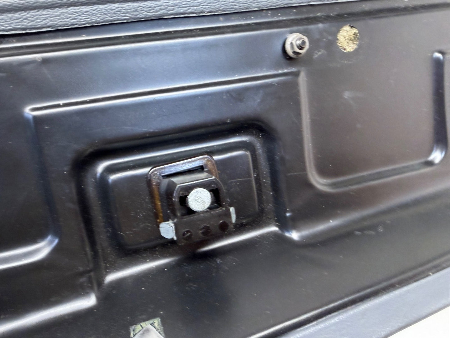 1987-1996 JEEP CHEROKEE XJ GLOVE BOX LID COMPARTMENT GRAY Door Grey OEM Factory