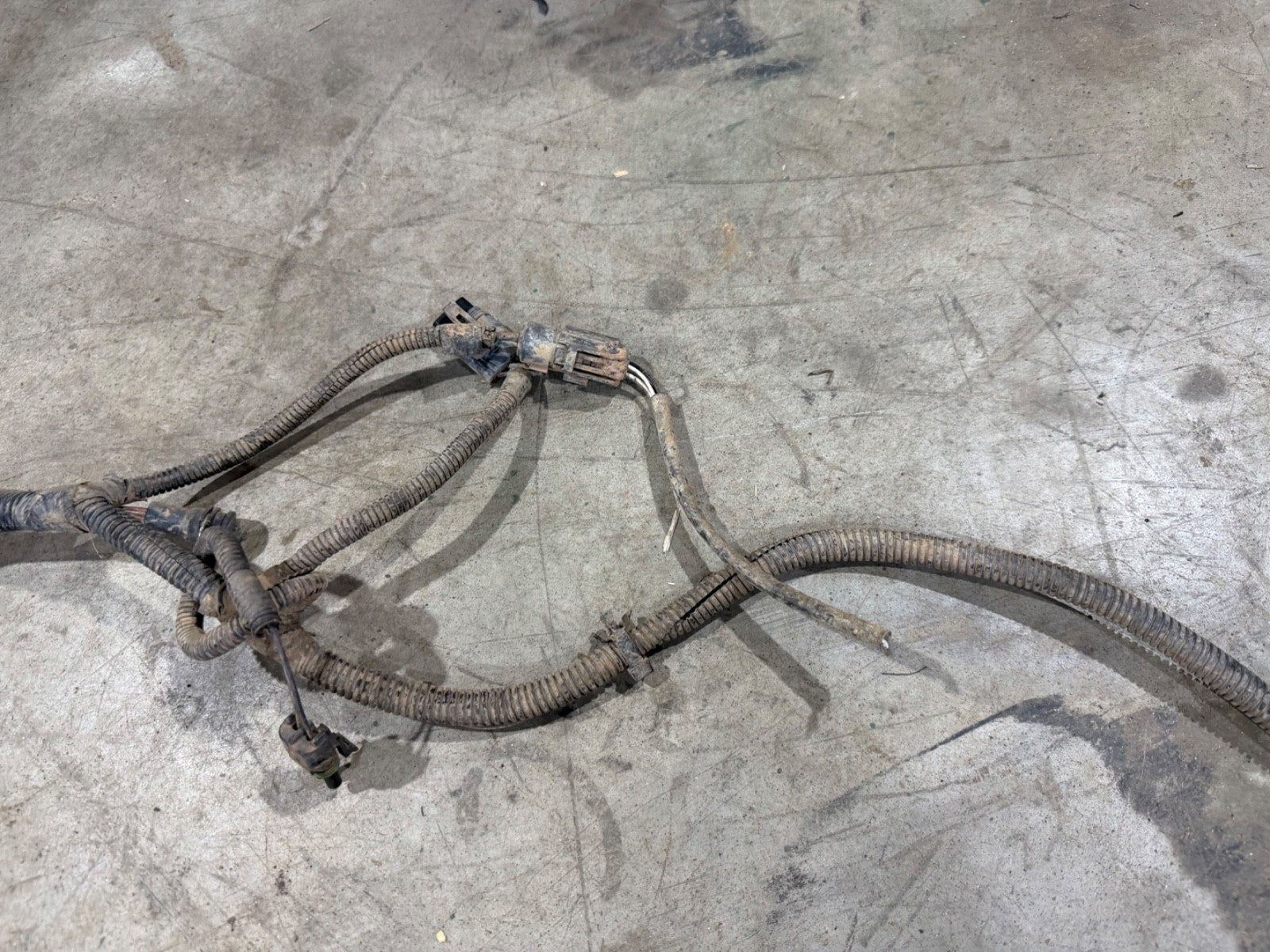 97 Jeep Wrangler TJ 1997 2.5L 4-Cylinder Manual ENGINE Wiring Harness NO A/C 2.5