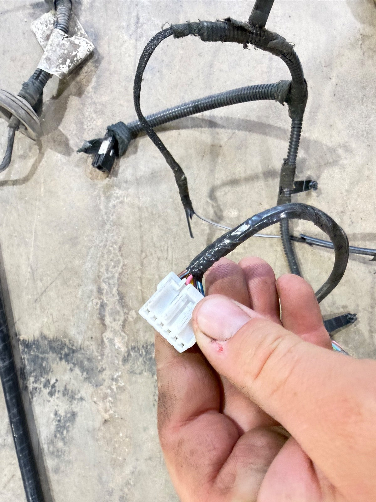98-02 Jeep TJ Tail Light Wiring Harness Wire connector Wrangler 56010164AD